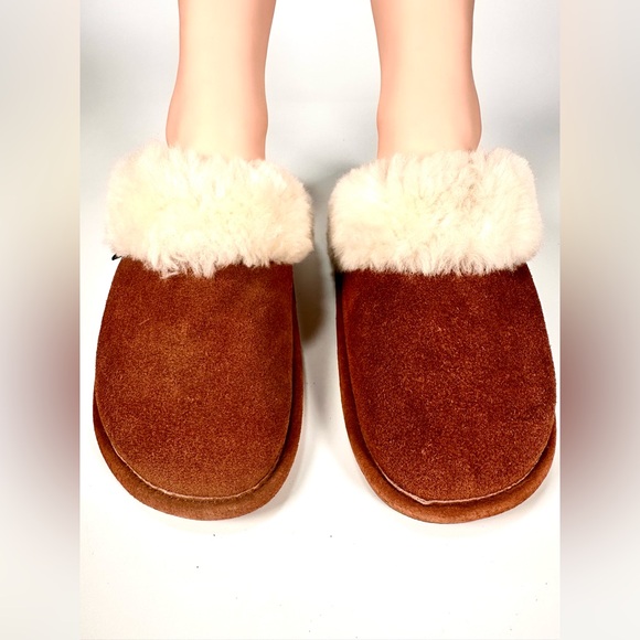 NWOT Red Wing Womens Slipper cowhide suede leather
100% sheepskin lining - Picture 4 of 10